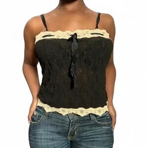 Black Market Lace Top With Cream, Medium